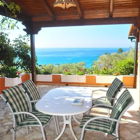 Papadatos Near Beach, Corfu * פלקאס