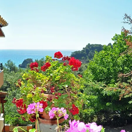 Papadatos Near Beach, Corfu דירה פלקאס