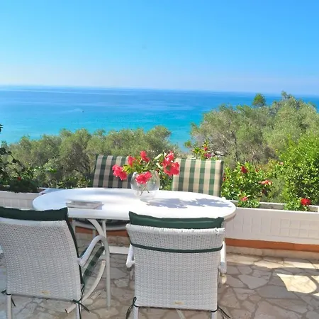 דירה Papadatos Near Beach, Corfu *