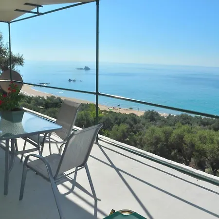 Papadatos Near Beach, Corfu Πέλεκας