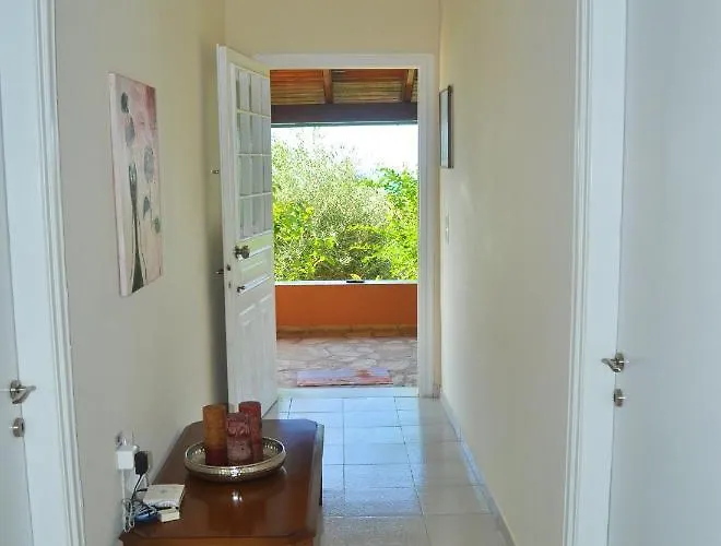 Papadatos Near Beach, Corfu Πέλεκας