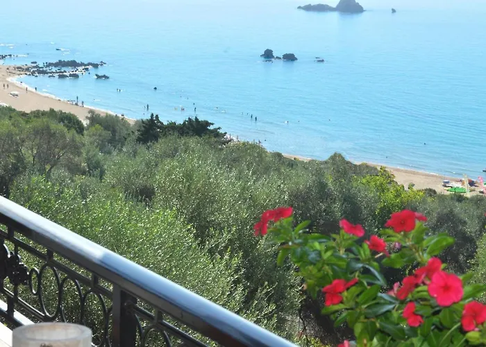 Papadatos Near Beach, Corfu * פלקאס